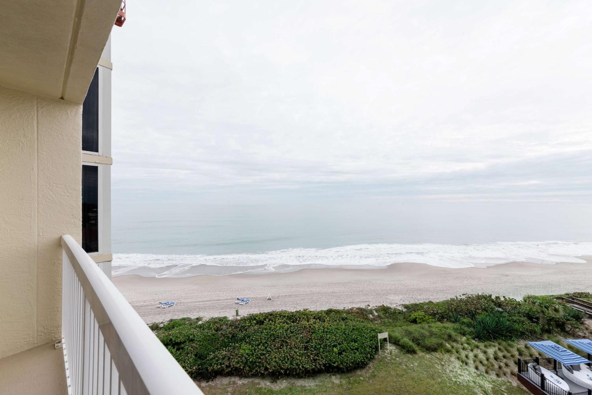 Hilton Melbourne Beach Oceanfront Esterno foto