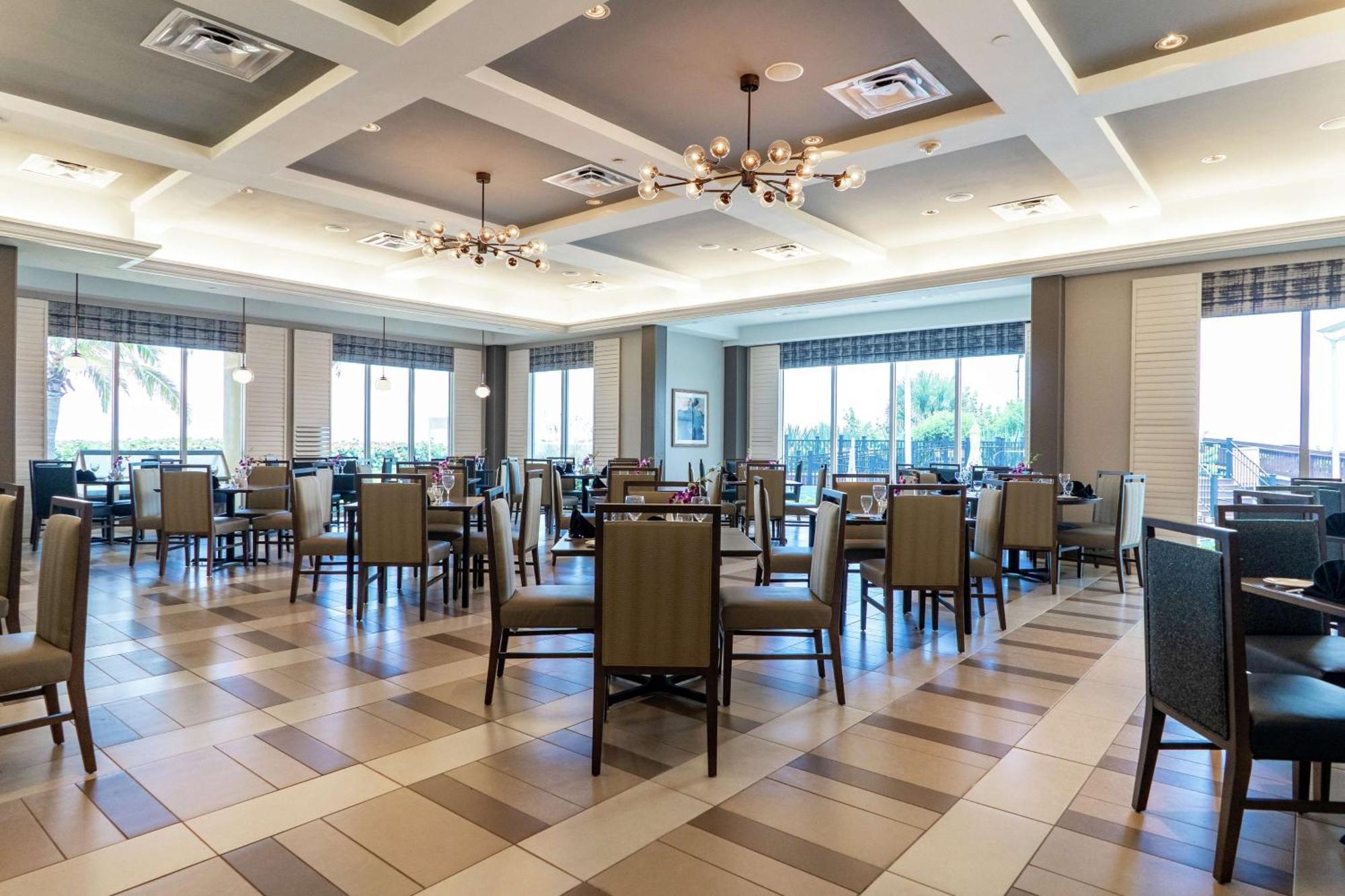 Hilton Melbourne Beach Oceanfront Esterno foto